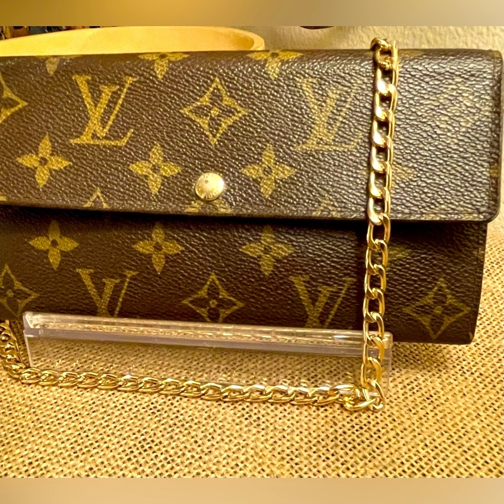 LV monogram Sarah wallet
